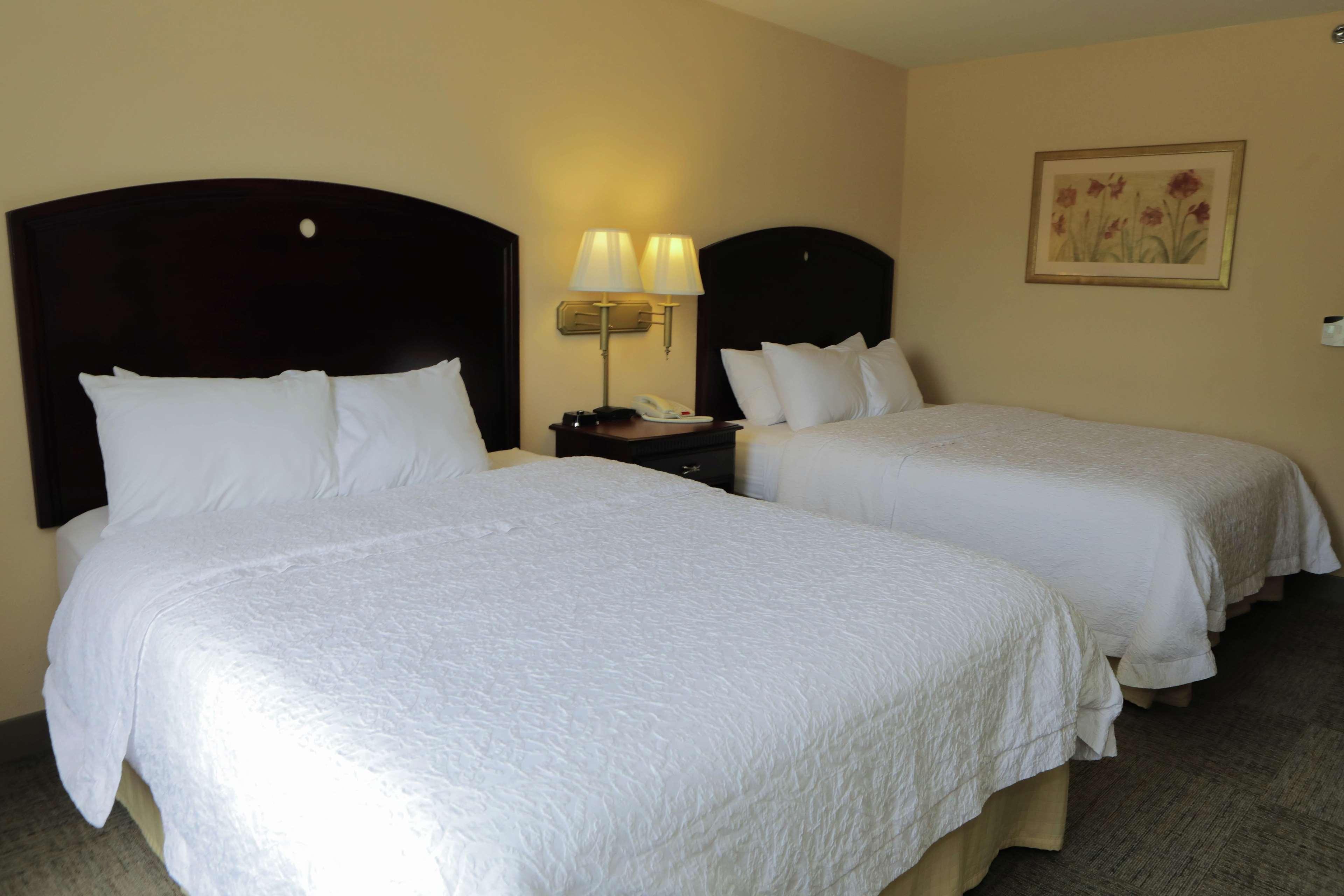 Hampton Inn By Hilton Clinton Εξωτερικό φωτογραφία