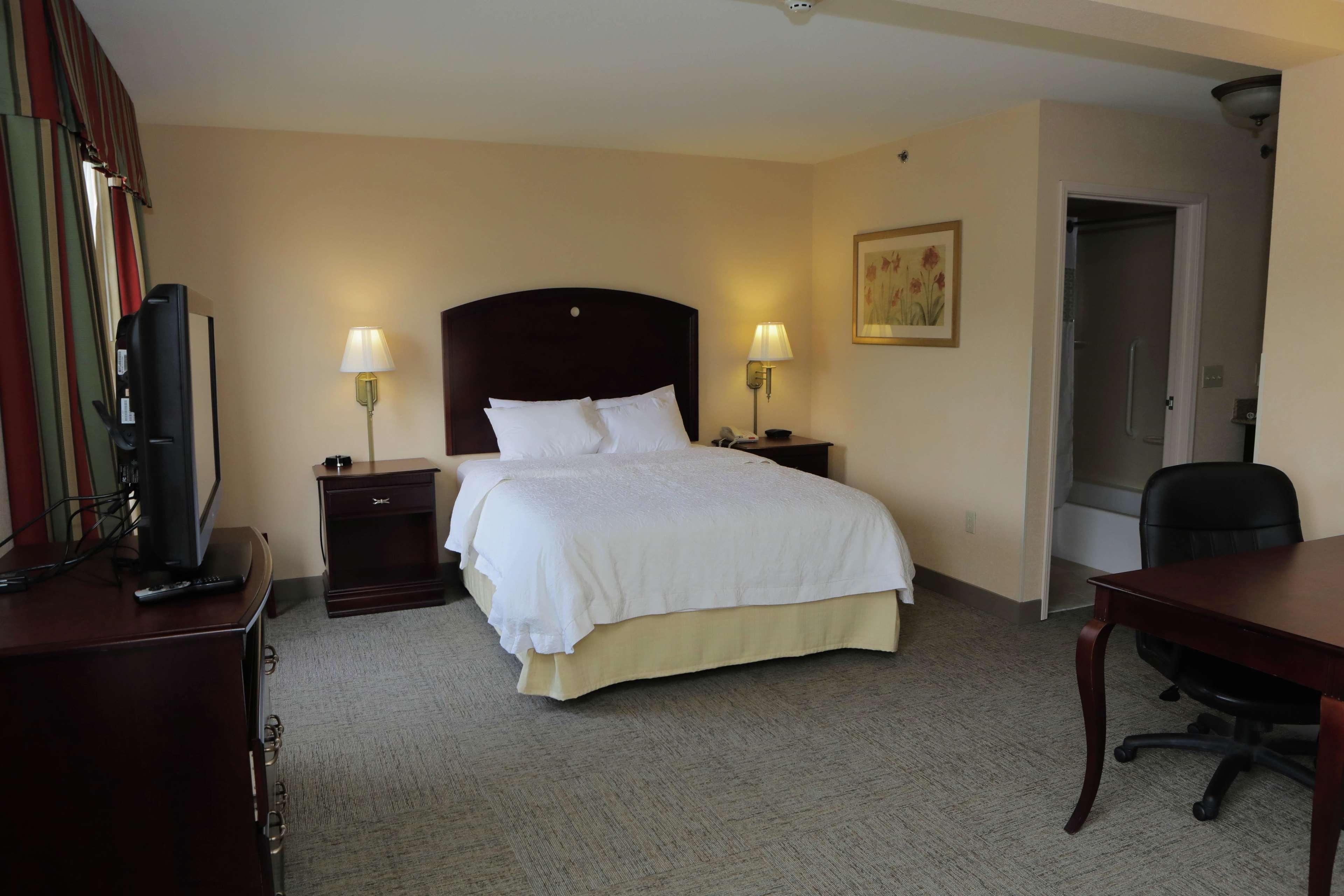 Hampton Inn By Hilton Clinton Εξωτερικό φωτογραφία