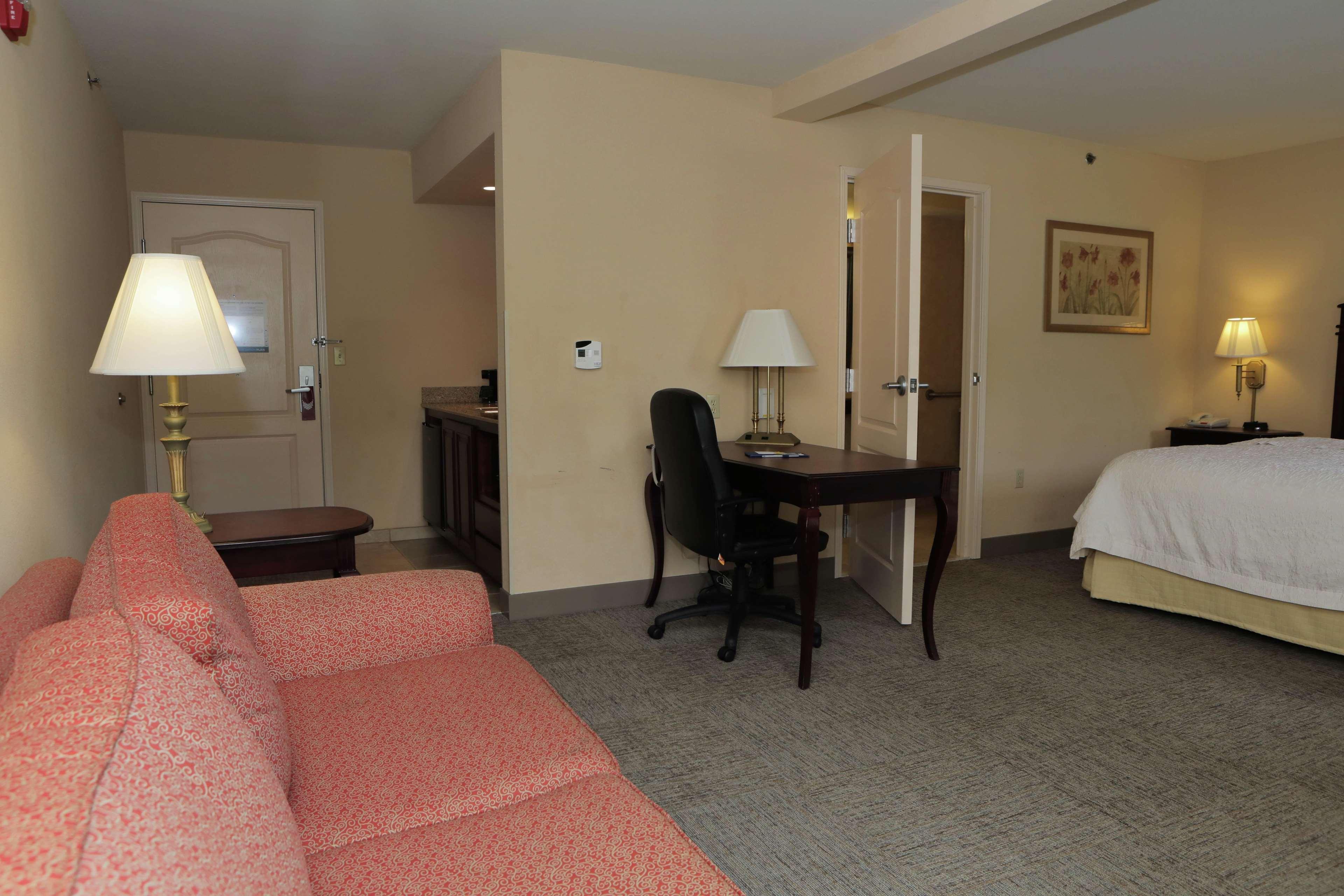 Hampton Inn By Hilton Clinton Εξωτερικό φωτογραφία