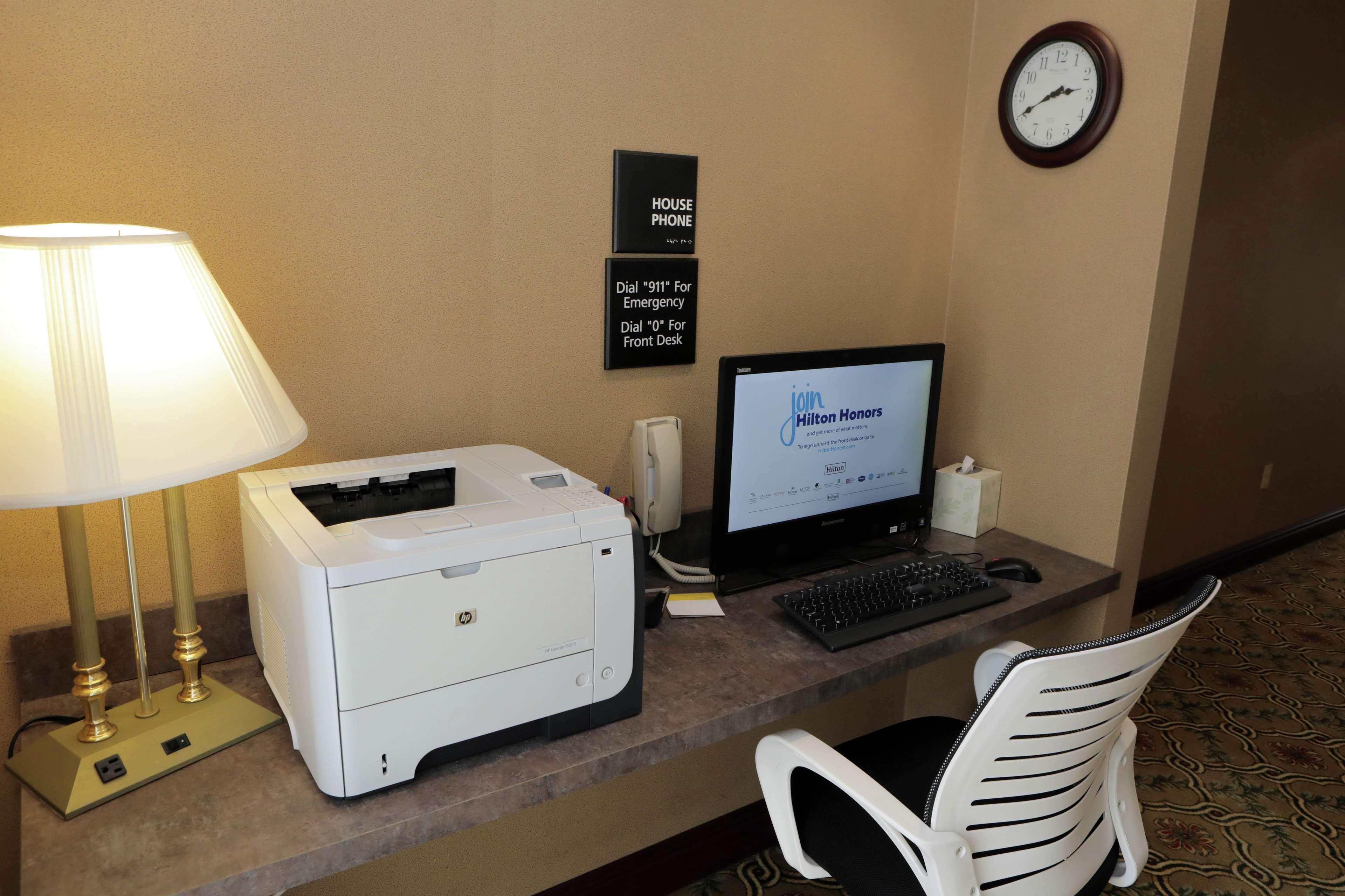Hampton Inn By Hilton Clinton Εξωτερικό φωτογραφία