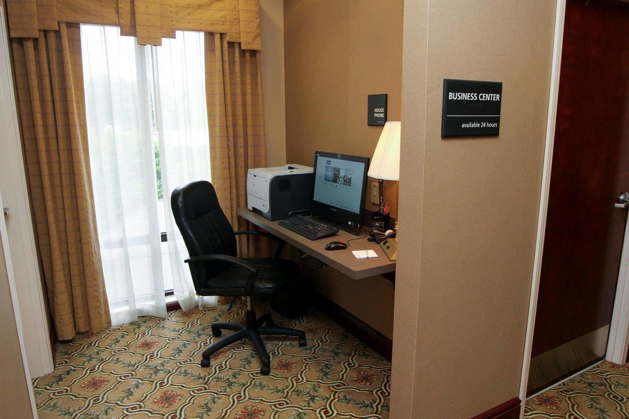 Hampton Inn By Hilton Clinton Εξωτερικό φωτογραφία